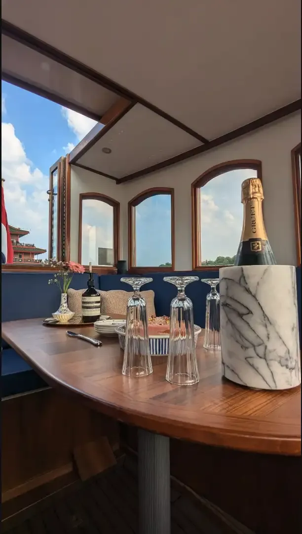 Tzar - the iconic private boat of Amsterdam — photo 9